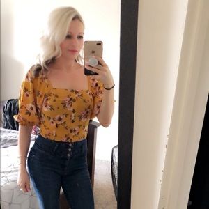 Meet your Posher, Marissa